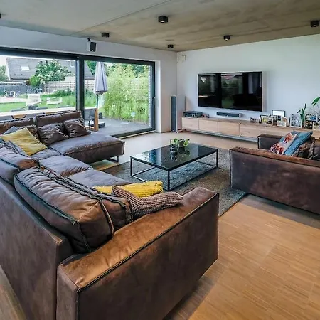 Вілла Spacious Family 10 Min From Downtown