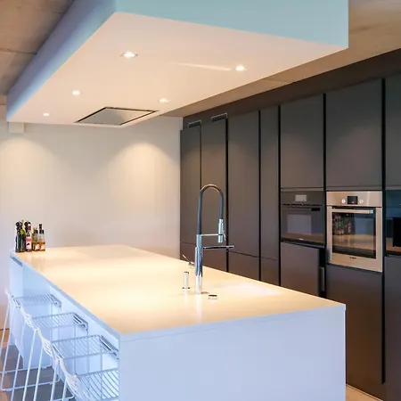 Spacious Family 10 Min From Downtown Вілла Гент
